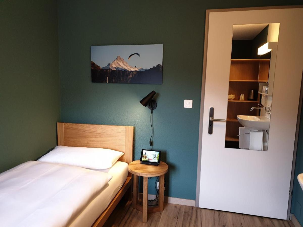 5Th Floor Basic Rooms - Shared Bathrooms Interlaken Exterior photo